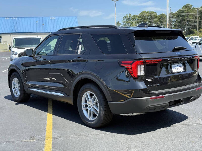 2025 Ford Explorer Active