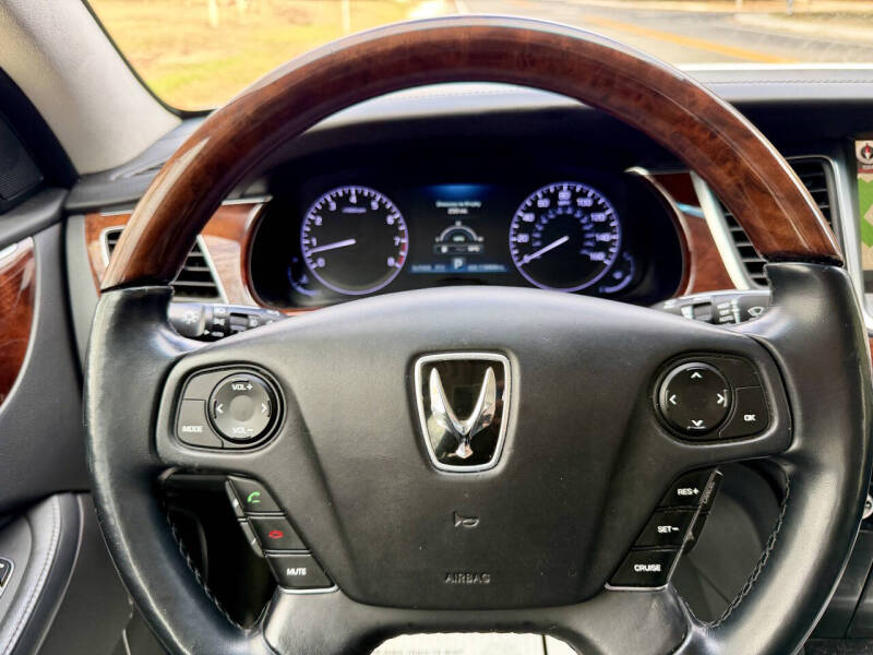 2016 Hyundai Equus Signature