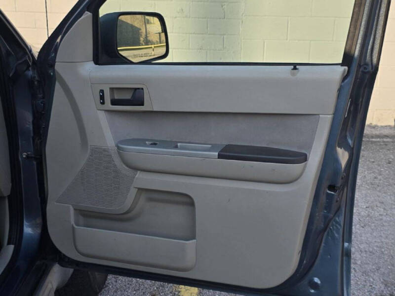 2011 Ford Escape XLT