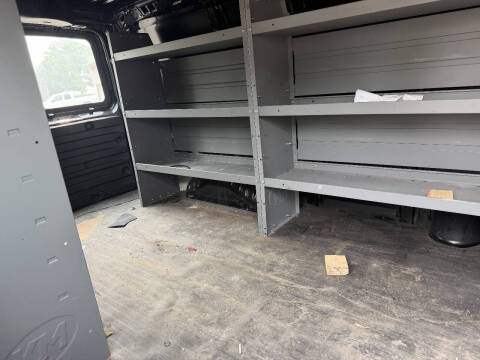 2023 Chevrolet Express 2500