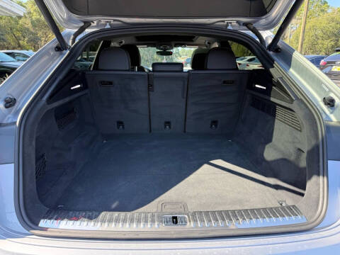 2019 Audi Q8 quattro Premium 55 TFSI