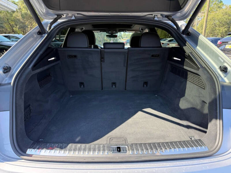 2019 Audi Q8 quattro Premium 55 TFSI