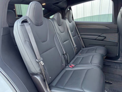 2023 Tesla Model X Standard Range