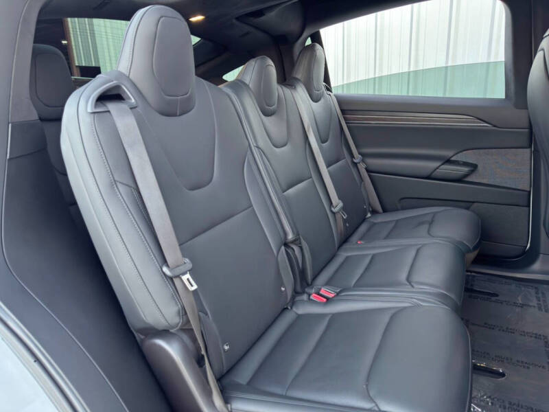 2023 Tesla Model X Standard Range