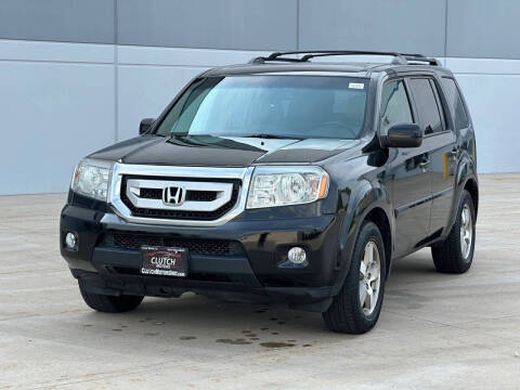 2011 Honda Pilot for sale at Clutch Motors in Lake Bluff IL