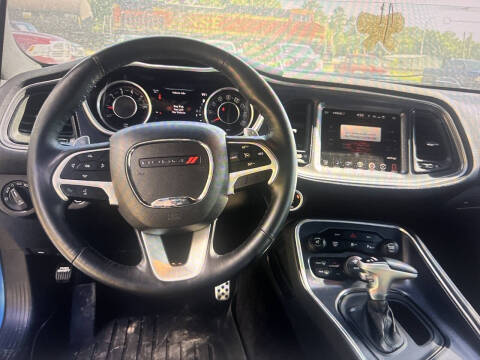 2015 Dodge Challenger SXT Plus