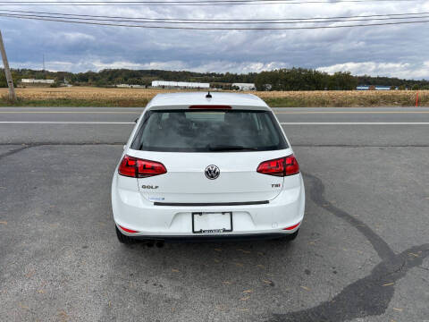 2016 Volkswagen Golf TSI S