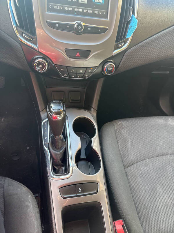 2018 Chevrolet Cruze LT Auto