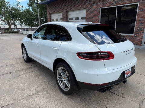 2016 Porsche Macan S