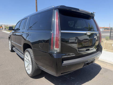 2015 Cadillac Escalade ESV Luxury