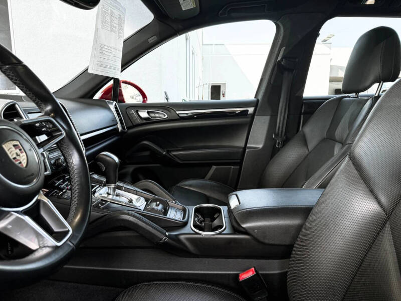 2016 Porsche Cayenne