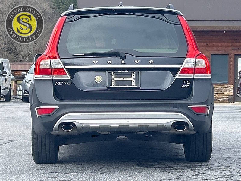 2015 Volvo XC70 T6 Platinum