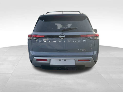 2025 Nissan Pathfinder Platinum