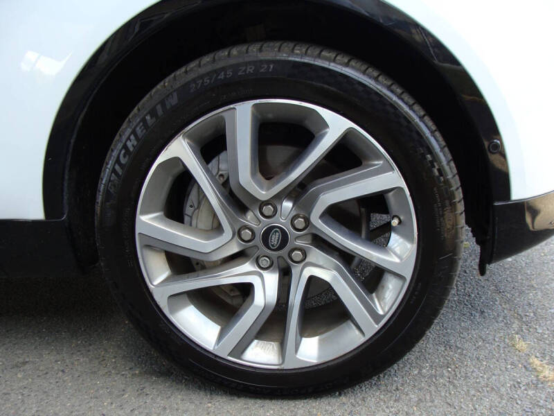 2020 Land Rover Discovery Landmark Edition