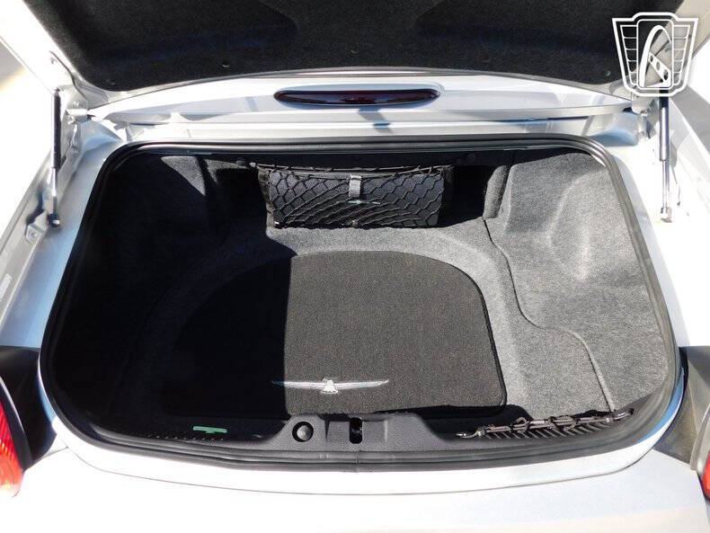 2005 Ford Thunderbird Deluxe