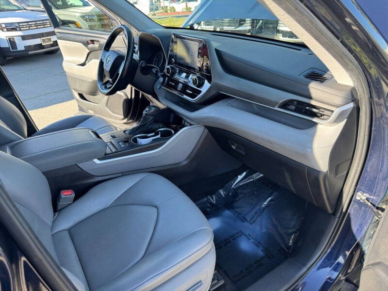 2021 Toyota Highlander Hybrid XLE