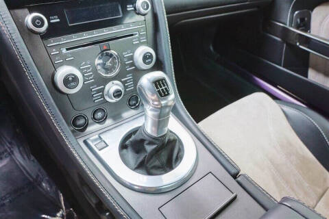 2011 Aston Martin V12 Vantage