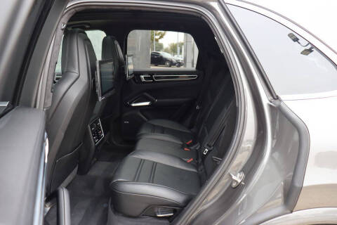 2020 Porsche Cayenne Turbo