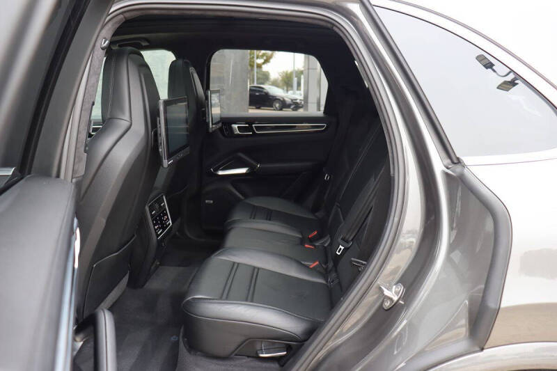 2020 Porsche Cayenne Turbo