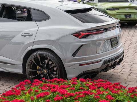 2022 Lamborghini Urus