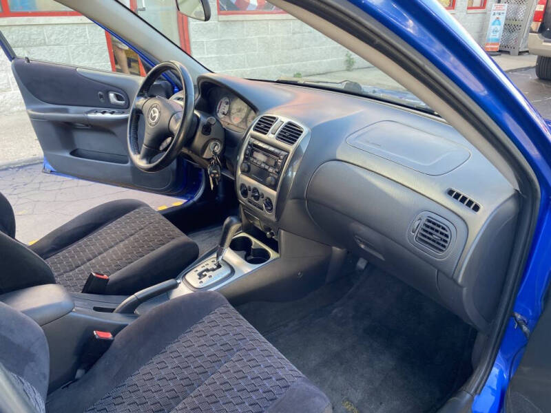 2003 Mazda Protege5