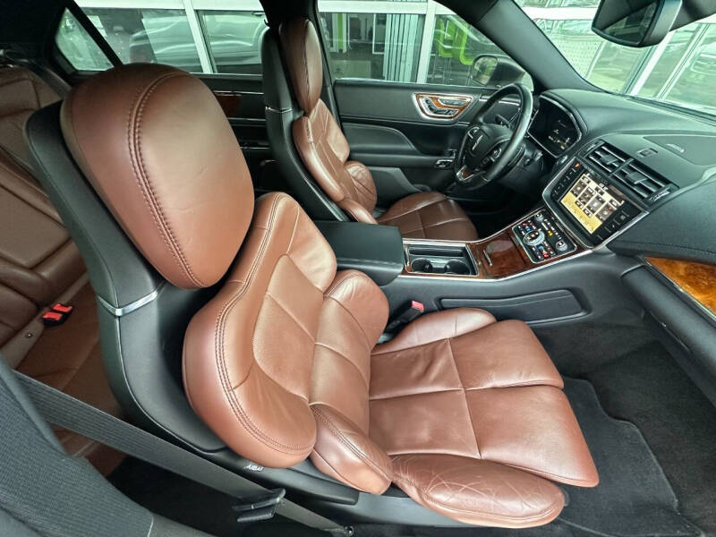 2017 Lincoln Continental Reserve