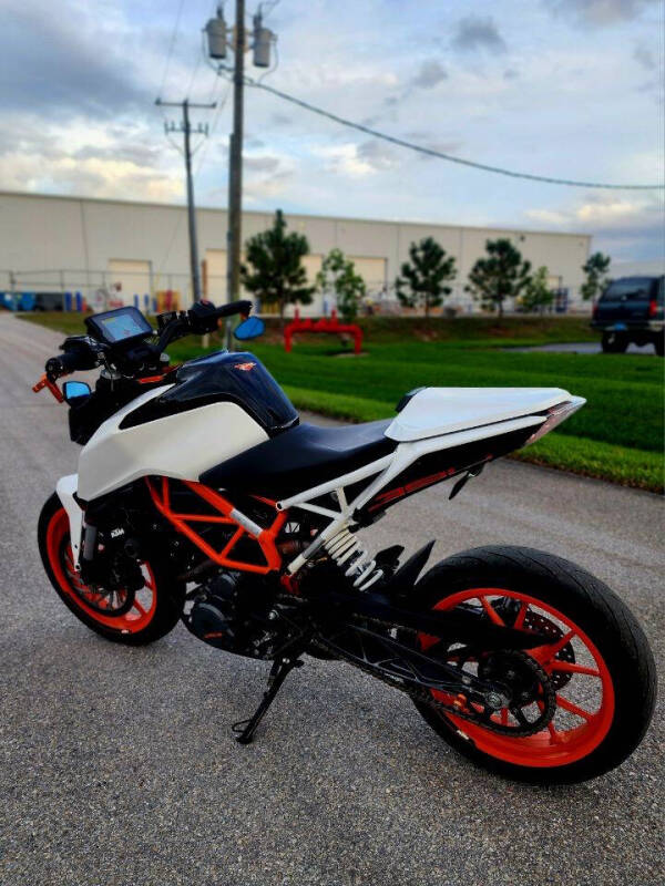 2019 KTM Duke 390