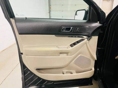 2015 Ford Explorer