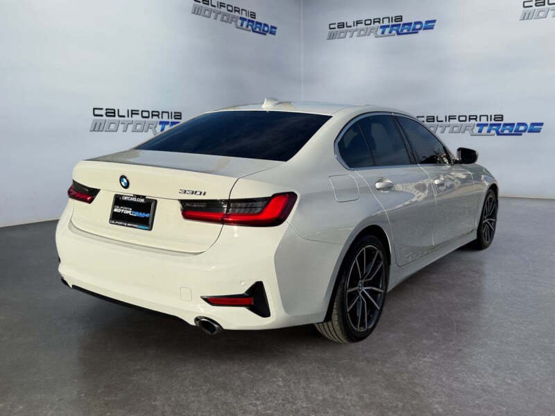 2019 BMW 3 Series 330i