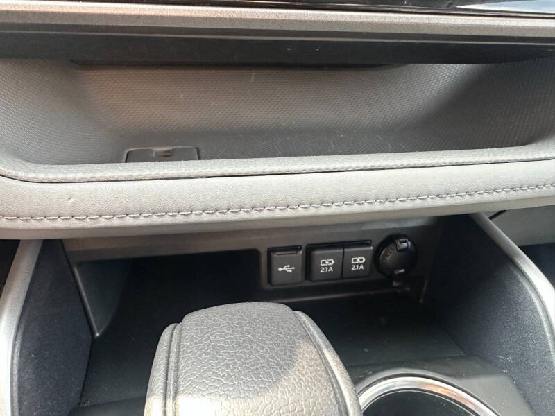 2020 Toyota Highlander L