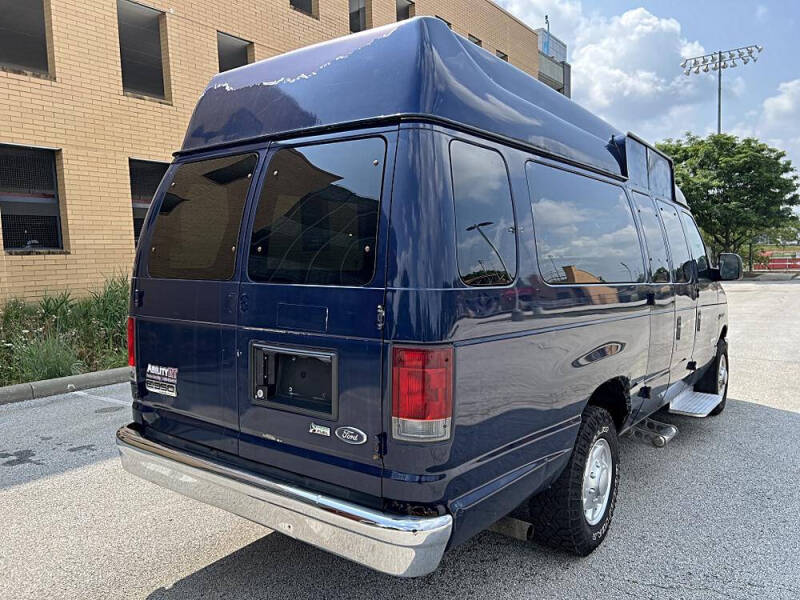 2009 Ford E-Series E-350 SD