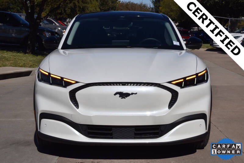 2025 Ford Mustang Mach-E Select