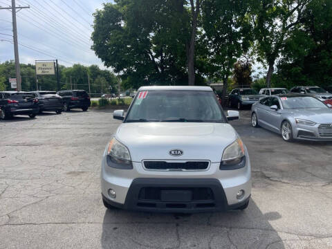 2011 Kia Soul +