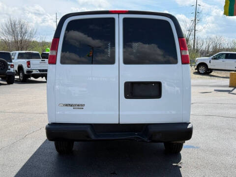 2016 Chevrolet Express 2500