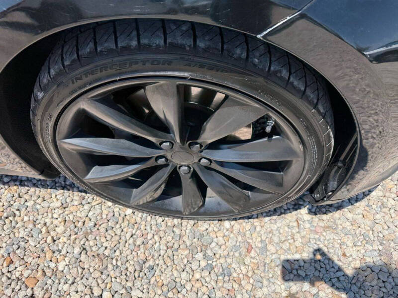 2013 Tesla Model S Performance