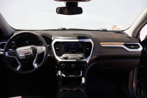 2022 GMC Acadia SLE