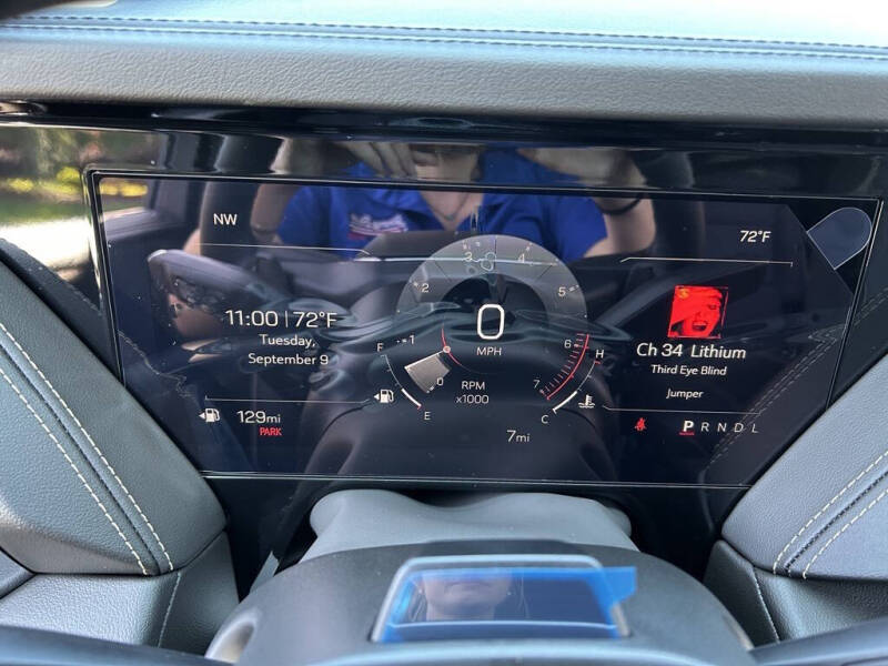 2025 GMC Yukon Elevation