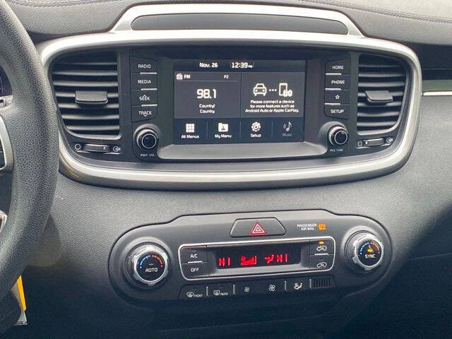 2019 Kia Sorento LX V6