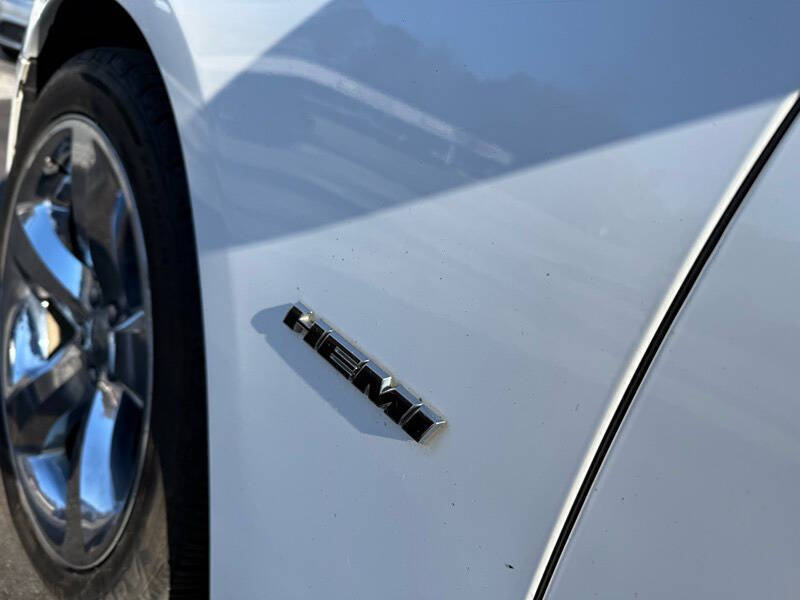 2012 Dodge Charger R/T