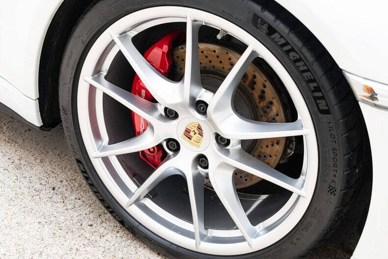 2015 Porsche 911