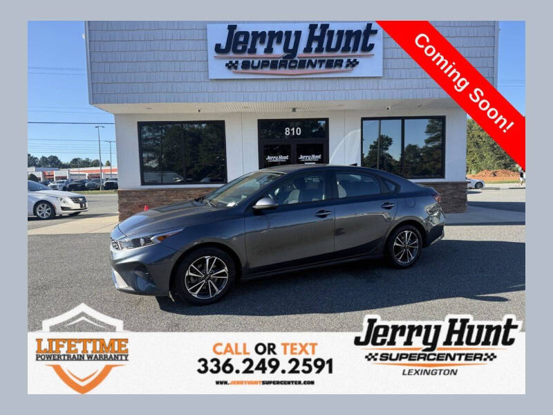 2023 Kia Forte LXS's photo