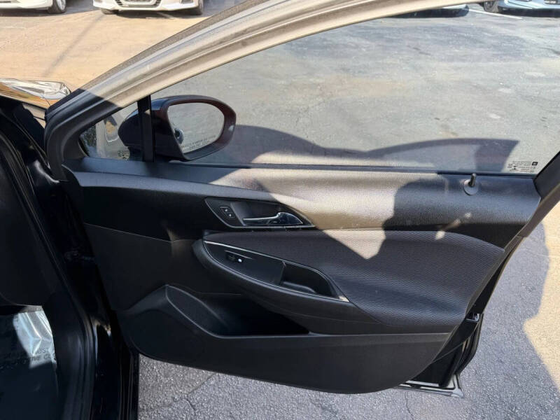 2018 Chevrolet Cruze LS Auto