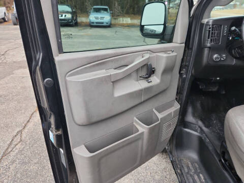 2017 Chevrolet Express 2500