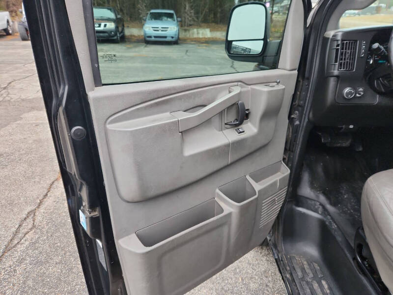 2017 Chevrolet Express 2500