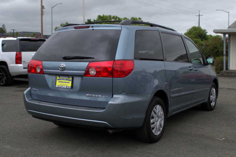 2009 Toyota Sienna