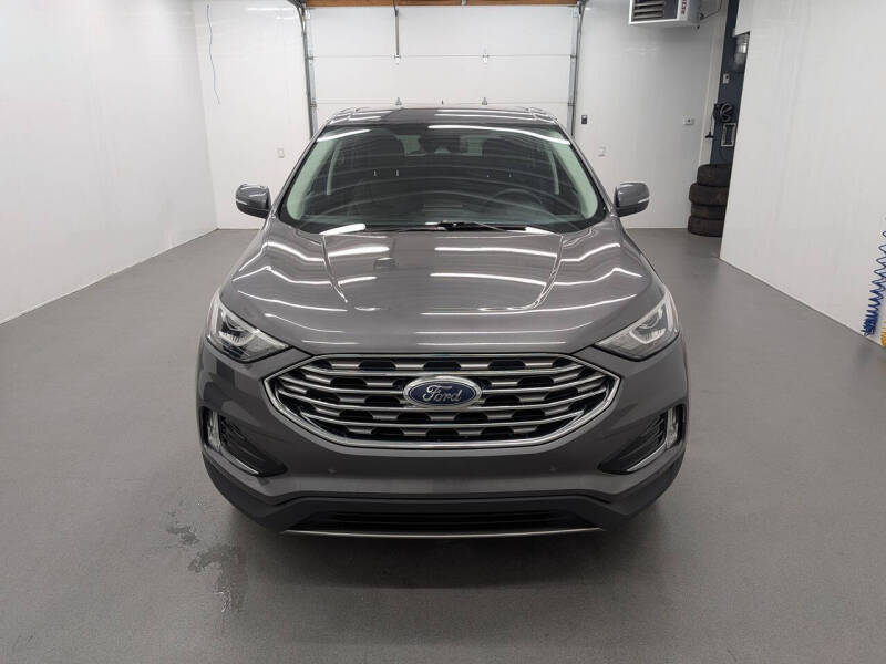 2021 Ford Edge Titanium