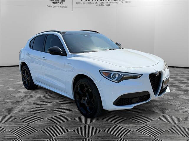 2022 Alfa Romeo Stelvio Veloce