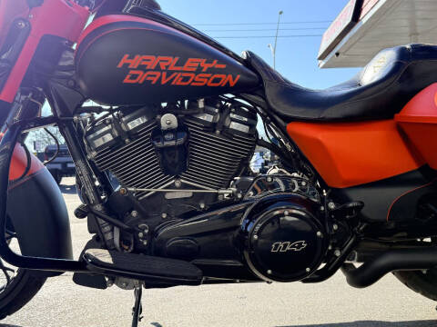 2020 Harley-Davidson Street Glide