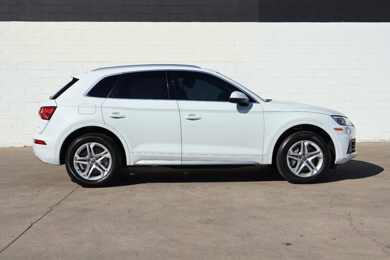 2019 Audi Q5 quattro Premium 45 TFSI