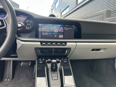 2021 Porsche 911 Carrera 4S